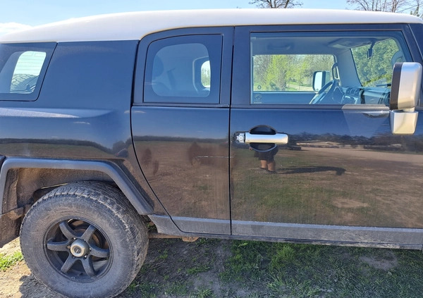 Toyota FJ cena 37500 przebieg: 235000, rok produkcji 2007 z Namysłów małe 137